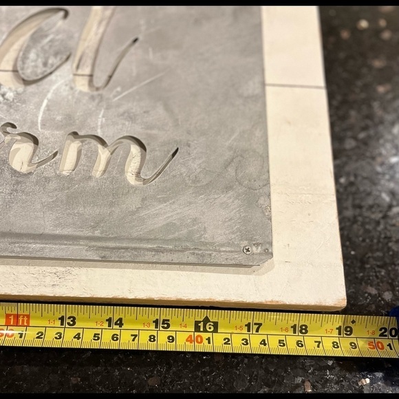 Farm Sweet Farm wood and metal handmade farmhouse sign - Picture 12 of 13